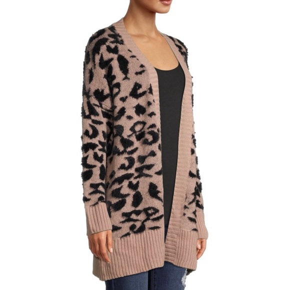 Dreamers by Debut Leopard Cheetah Print Cardigan Sweater - Picture 2 of 12